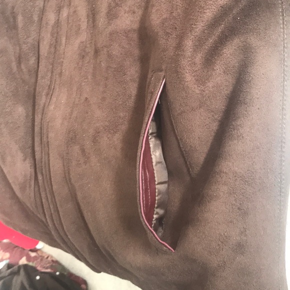 Jacket - Picture 3 of 4